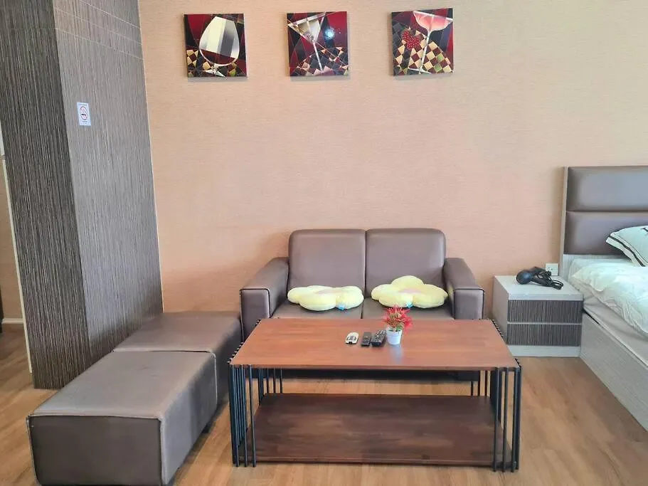 Harmony Studio Private Balcony Palazio Mount Austin By Gdragon Homestay Johor Bahru