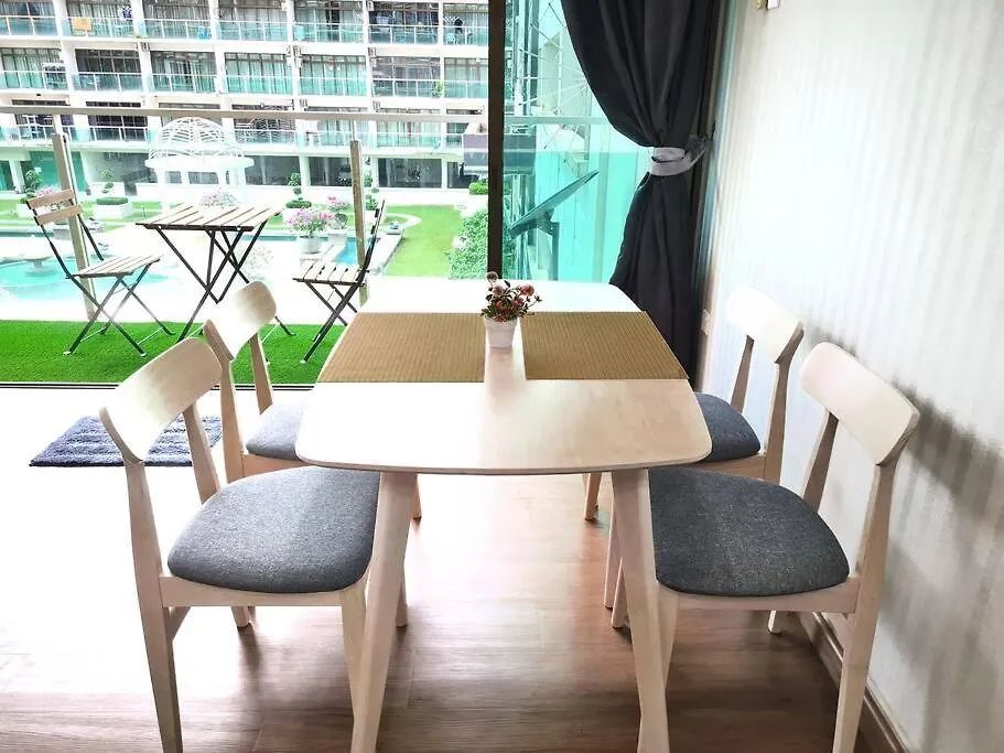 Harmony Studio Private Balcony Palazio Mount Austin By Gdragon Homestay Johor Bahru