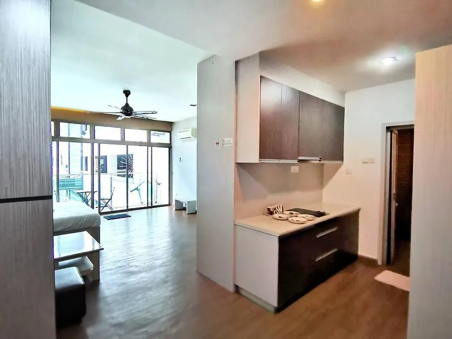 Harmony Studio Private Balcony Palazio Mount Austin By Gdragon Homestay Johor Bahru 0*,  Malaysia