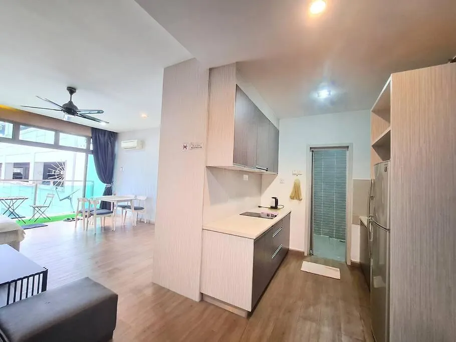 Harmony Studio Private Balcony Palazio Mount Austin By Gdragon Homestay Johor Bahru Apartment